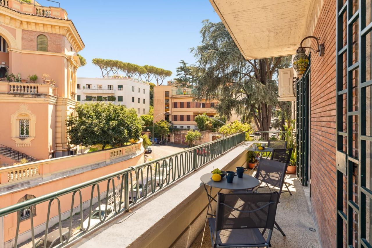 Bright And Spacious Family In Parioli
