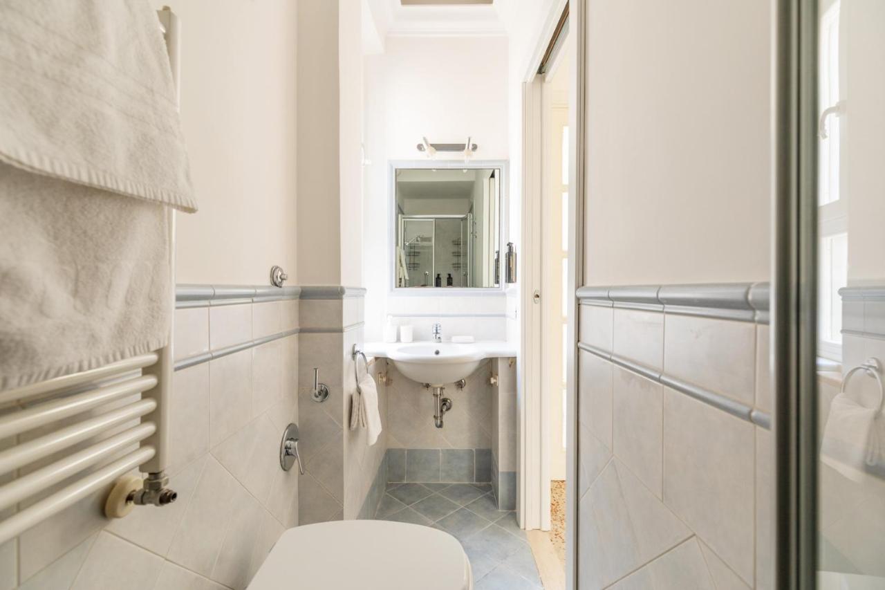 Bright And Spacious Family In Parioli