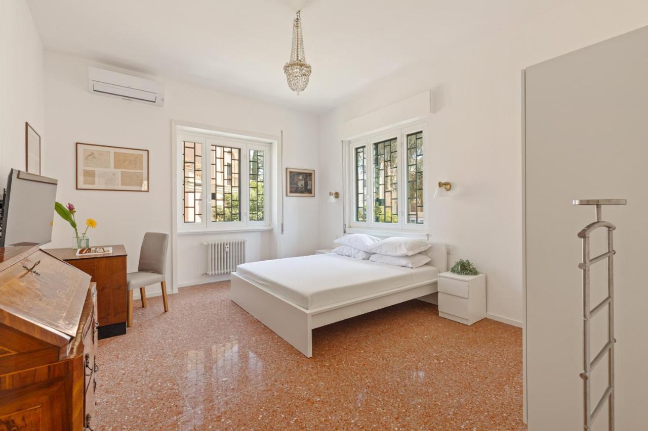 Bright And Spacious Family In Parioli * Roma
